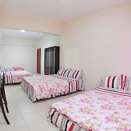 Chin Hua Holiday Home 5 Malacca Buitenkant foto