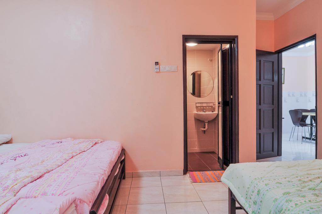 Chin Hua Holiday Home 5 Malacca Buitenkant foto